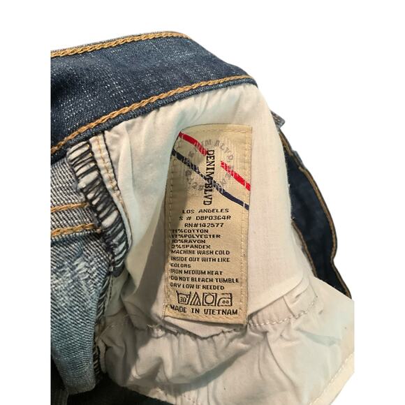 Denim Blvd Los Angeles Skinny Jeans Distressed Mid Rise Denim Blue Size 11 NWT - Picture 5 of 6
